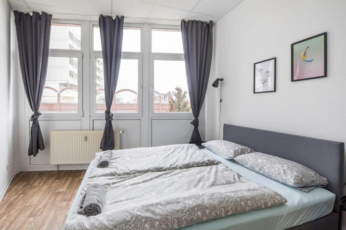 Spacious 2 Bedroom Apartment Hamborg Eksteriør billede
